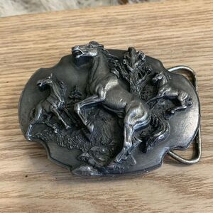 Vintage 1988 Metal Horses Siskiyou Belt
Buckle Made In USA Williams, Oregon